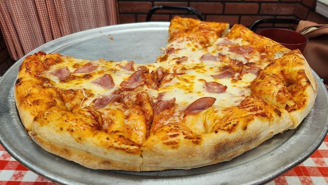 Carpenetti's Pizza